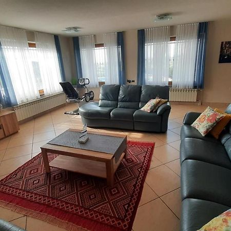Relax Vila Kampel Копер Екстериор снимка