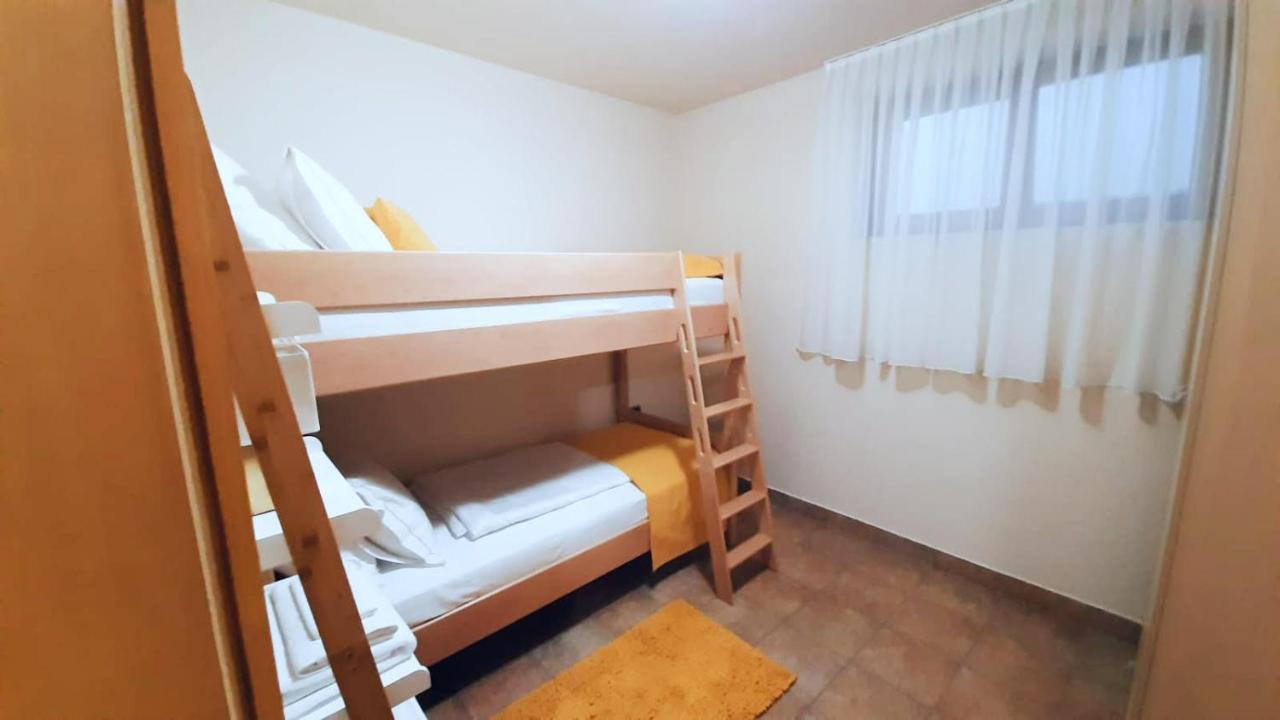 Relax Vila Kampel Копер Екстериор снимка