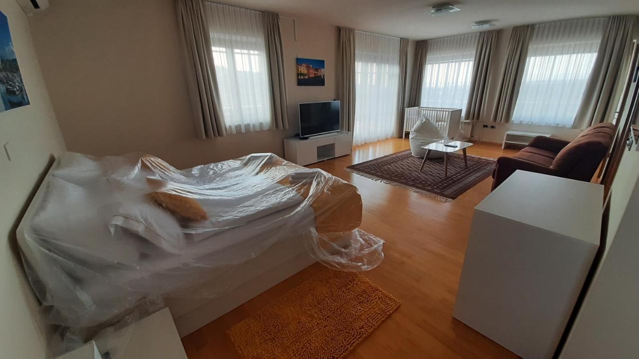 Relax Vila Kampel Копер Екстериор снимка