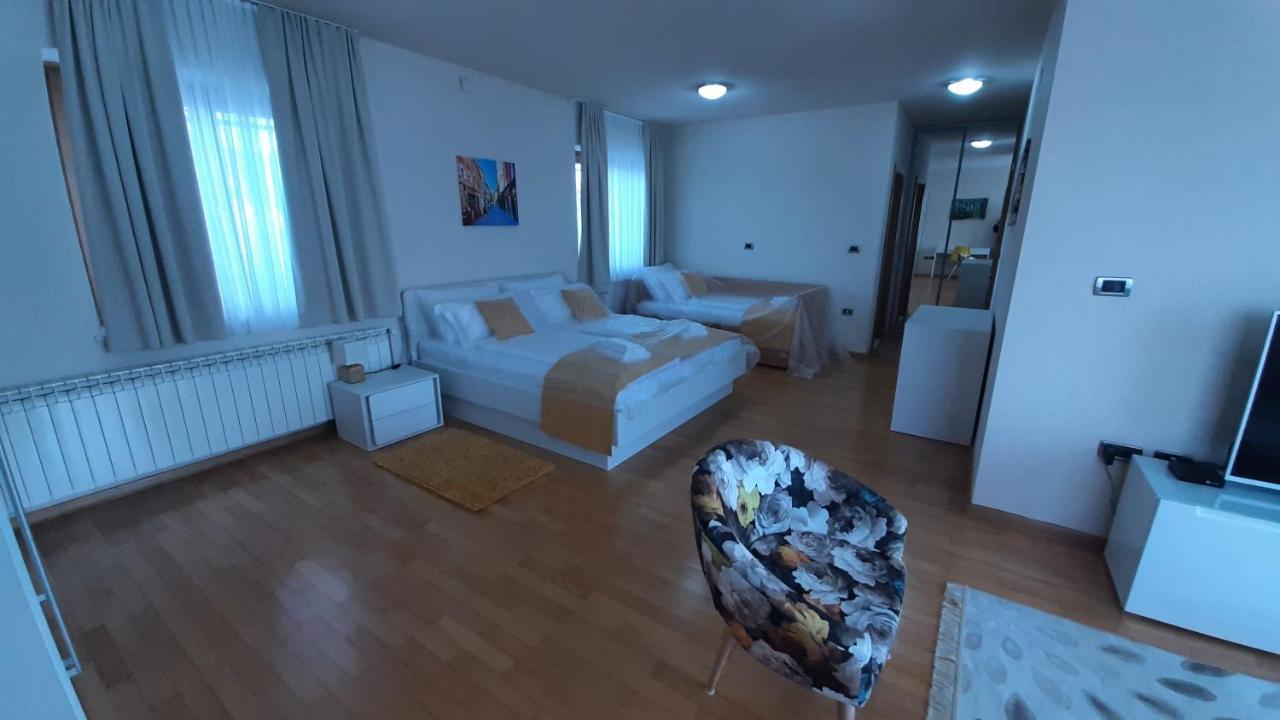 Relax Vila Kampel Копер Екстериор снимка